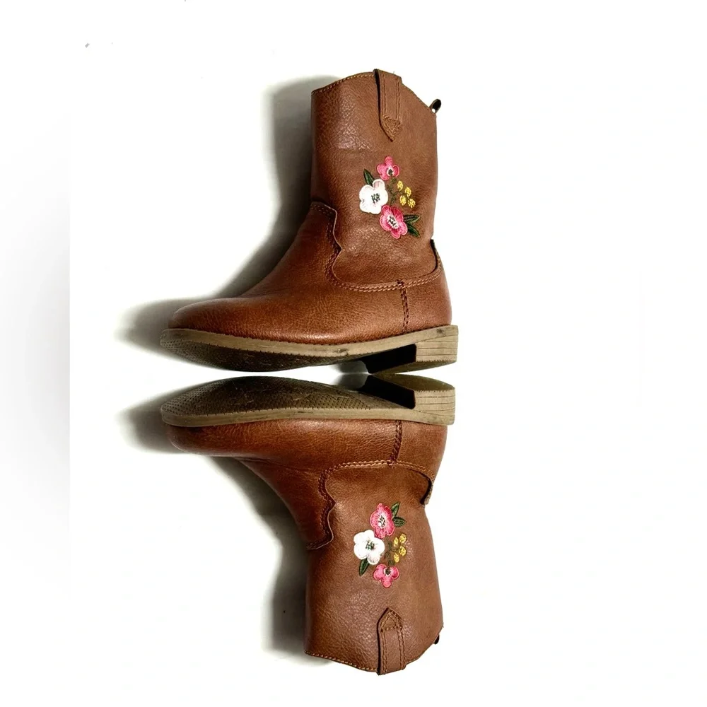 Girls Carter Boots‎